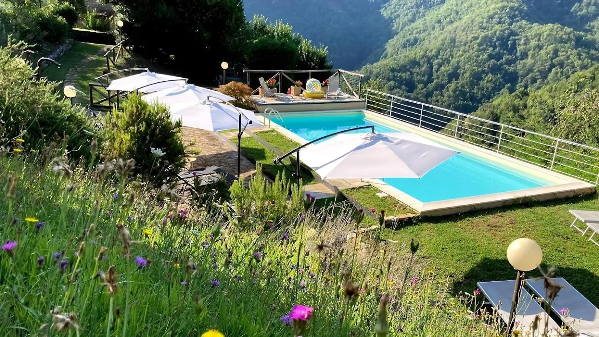 Ferienhaus In Vergemoli Mit Schoenem Kamin クエーロ・ヴァス 0*,